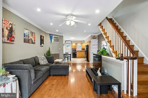 $325,000 | 2530 South 11th Street, Philadelphia, PA 19148