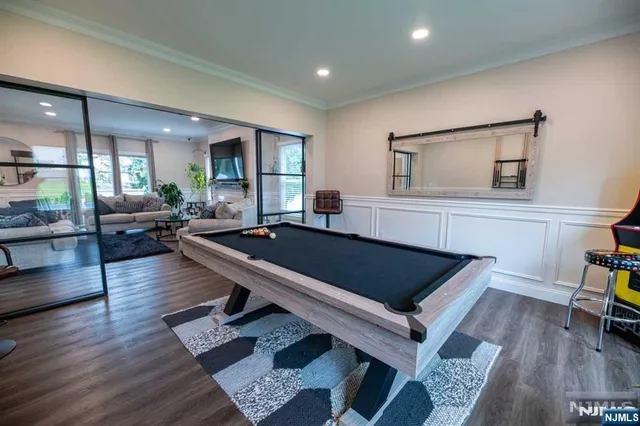 $1,700,000 | 362 Harrison Street, Paramus, NJ 07652