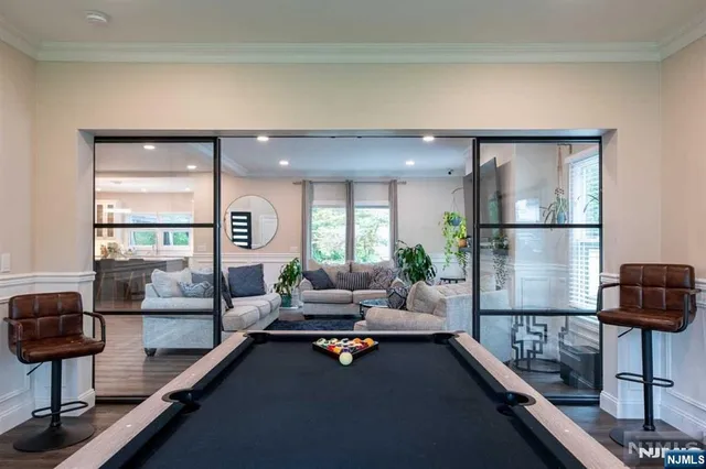 $1,700,000 | 362 Harrison Street, Paramus, NJ 07652