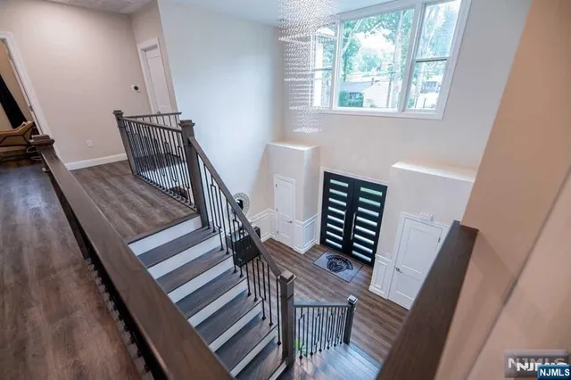 $1,700,000 | 362 Harrison Street, Paramus, NJ 07652