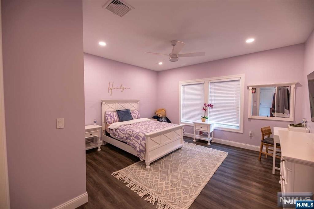 362 Harrison Street Paramus, NJ 07652 - Photo 28 of 50