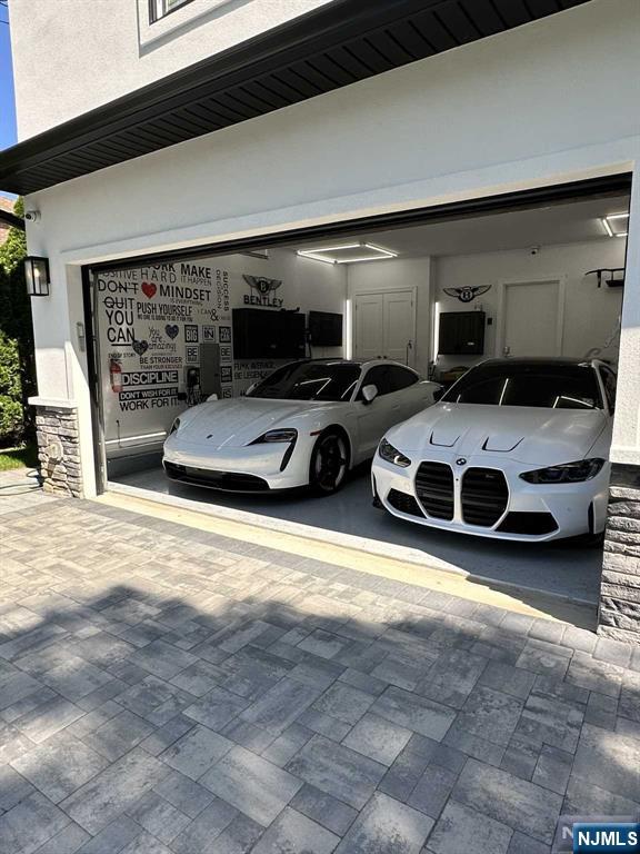 362 Harrison Street Paramus, NJ 07652 - Photo 3 of 50