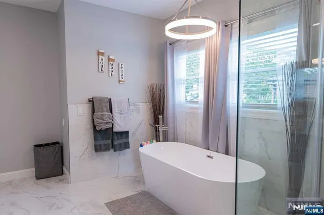 $1,700,000 | 362 Harrison Street, Paramus, NJ 07652