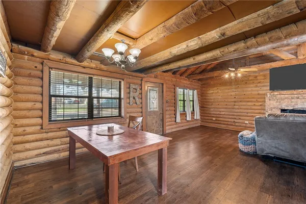 $189,900 | 203 Hedwig Street, Riesel, TX 76682