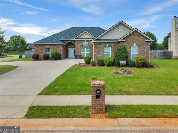 $354,900 | 300 Post Oak Way, Warner Robins, GA 31088