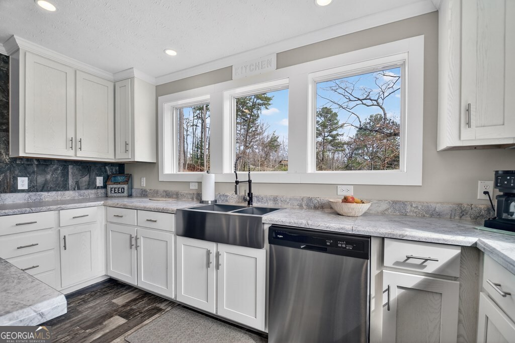 190 Burgess Road Ellijay, GA 30540 - Photo 15 of 52