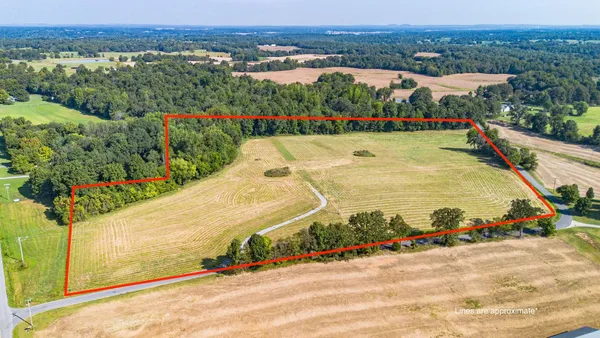 $169,900 | 1456 Glen Chapel Road, Kuttawa, KY 42055