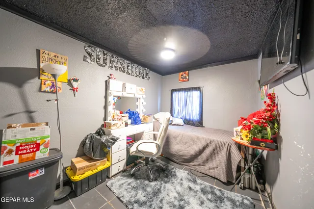 a living room filled with furniture