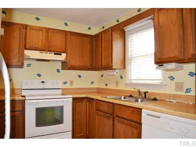 5616 Split Oak Way Raleigh, NC 27609 - Photo 11 of 20 Photo 11