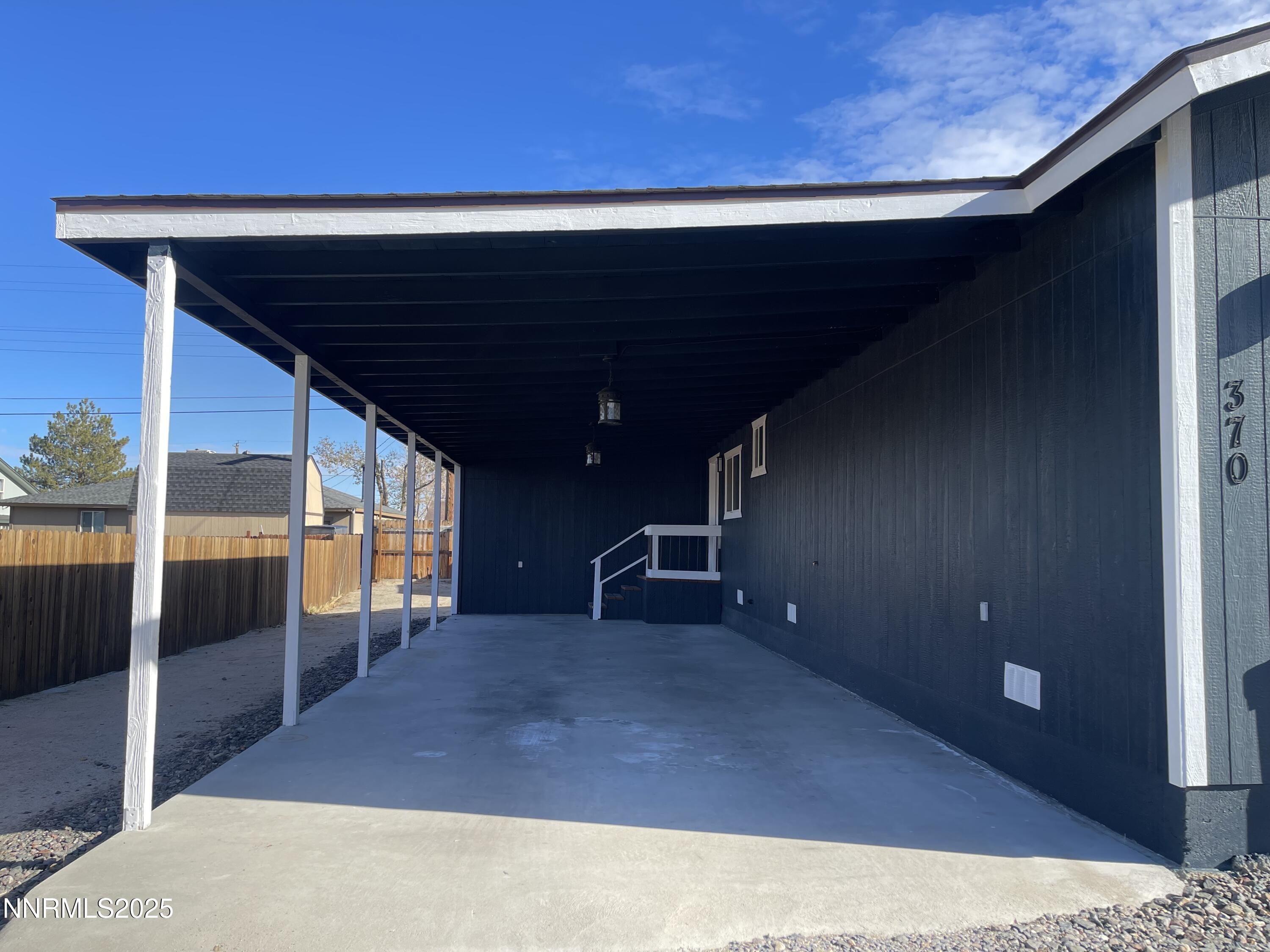 370 Connelly Street Hawthorne, NV 89415 - Photo 2 of 27 IMG_7917