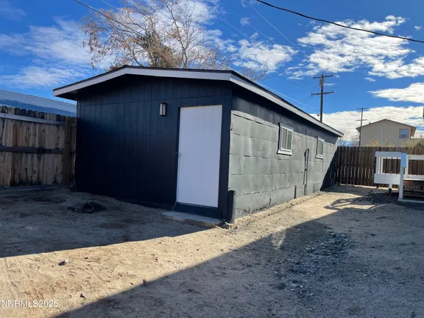 $299,000 | 370 Connelly Street, Hawthorne, NV 89415
