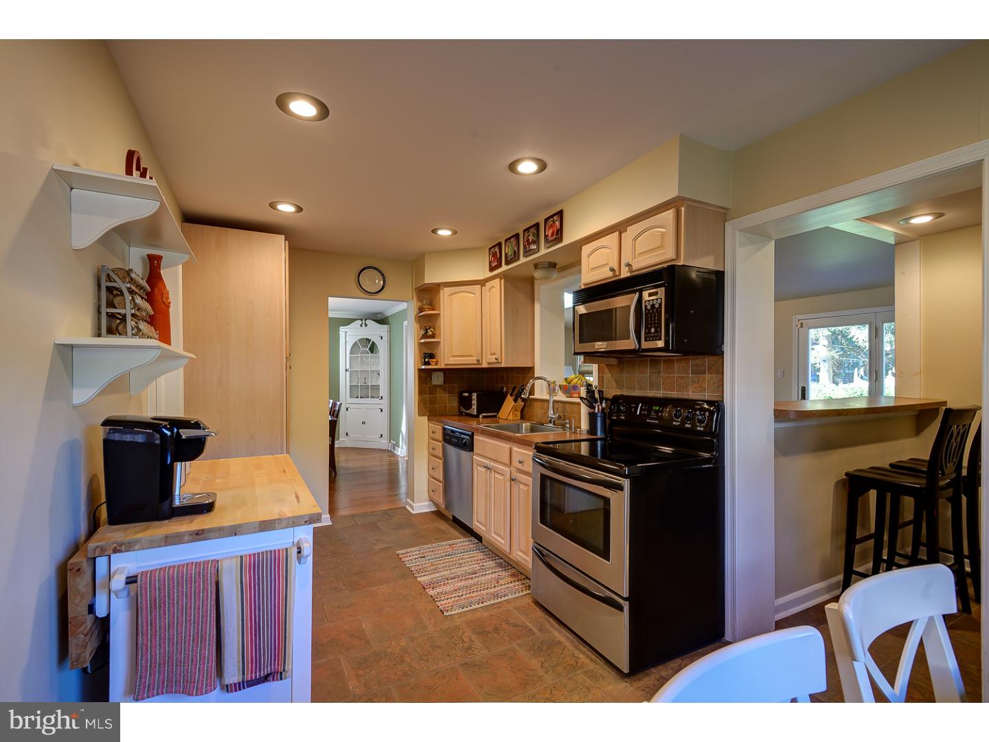 8 Lenape Road Cherry Hill, NJ 08002 - Photo 11 of 25 Kitchen