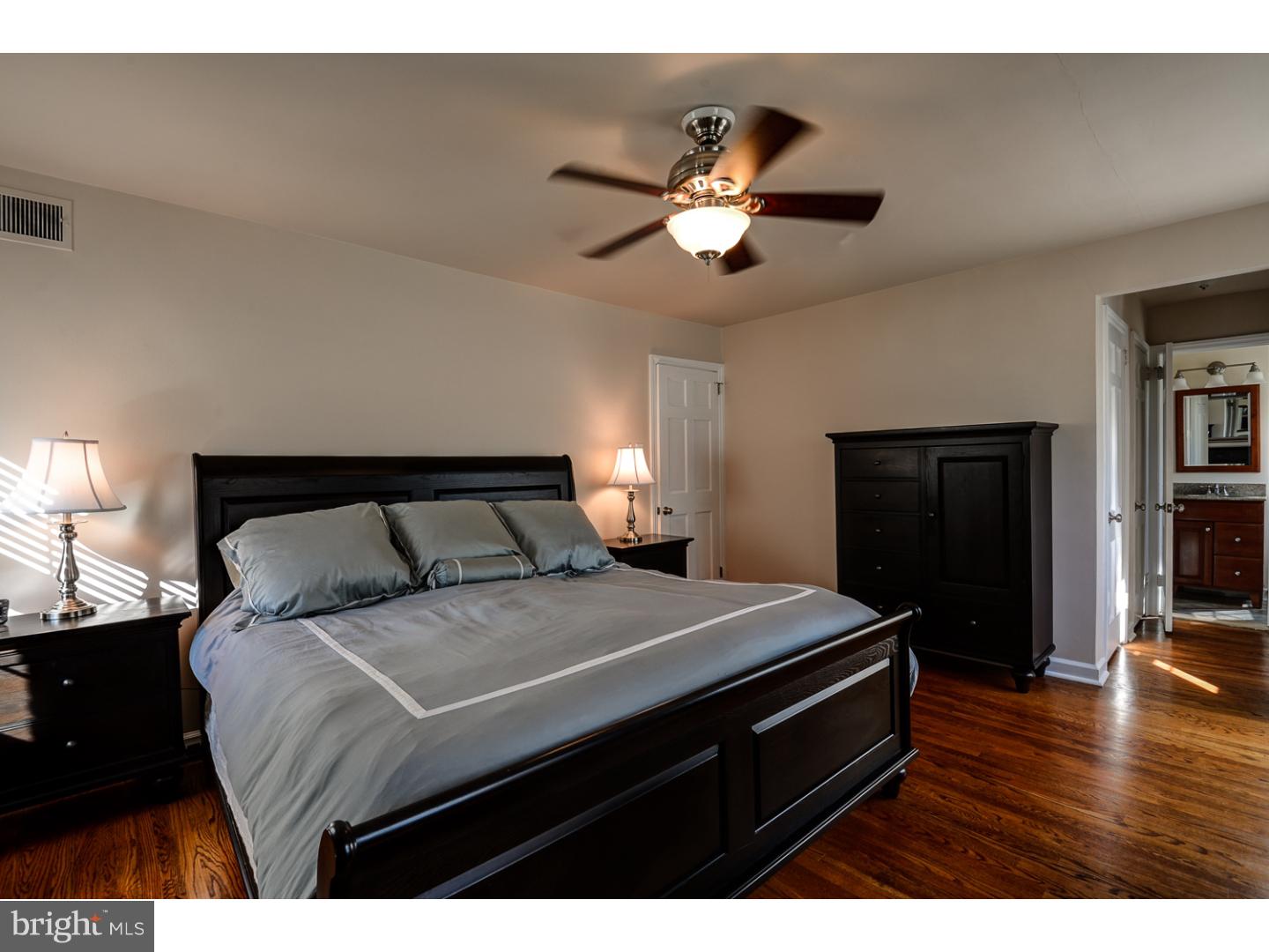 8 Lenape Road Cherry Hill, NJ 08002 - Photo 12 of 25 Bedroom - Main