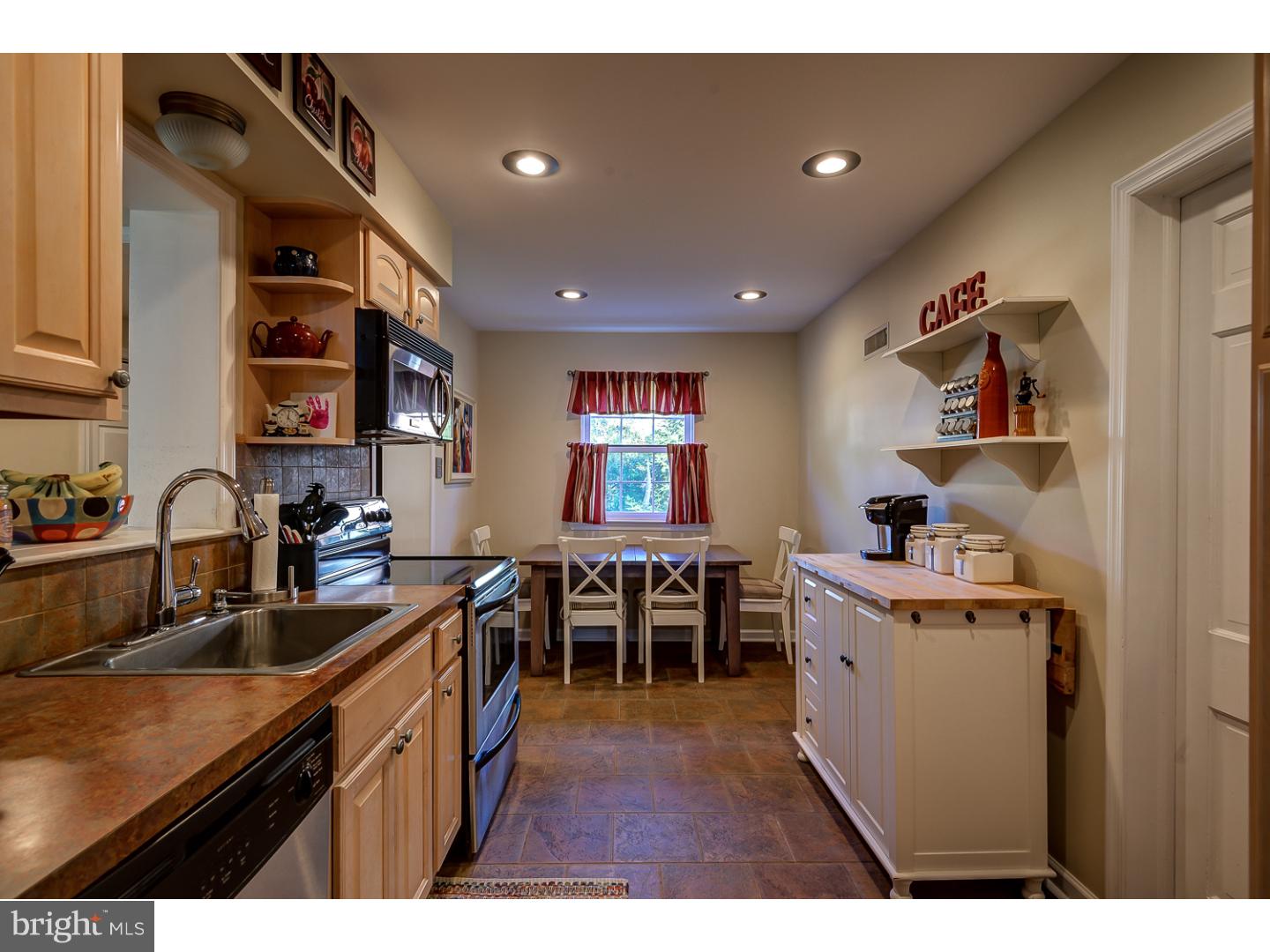 8 Lenape Road Cherry Hill, NJ 08002 - Photo 10 of 25 Kitchen