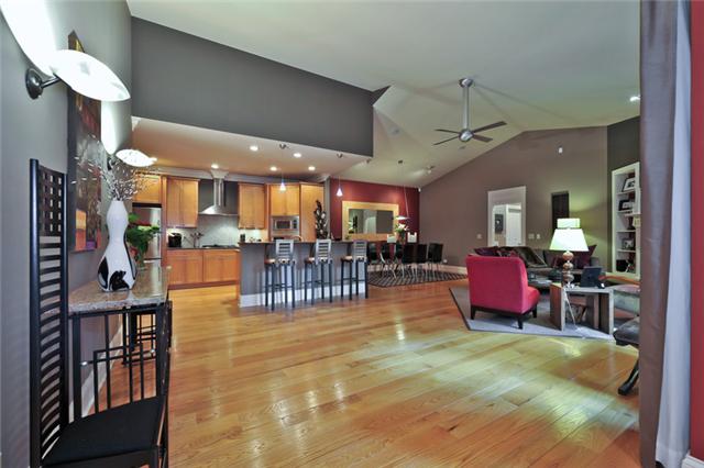 4124 Sneed Road Nashville, TN 37215 - Photo 2 of 20 GORGEOUS HARDWOOD FLOORS