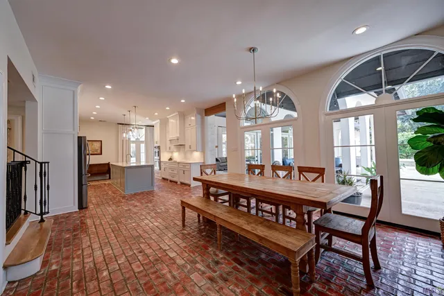 $1,200,000 | 107 Cedar Tree Drive, Thibodaux, LA 70301