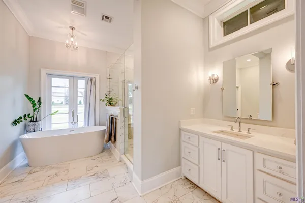 $1,200,000 | 107 Cedar Tree Drive, Thibodaux, LA 70301