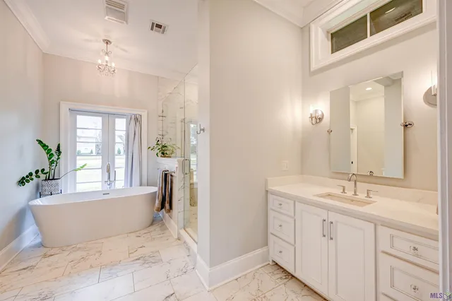 $1,200,000 | 107 Cedar Tree Drive, Thibodaux, LA 70301