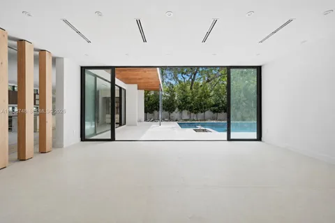 $8,950,000 | 4150 Loquat Avenue, Miami, FL 33133