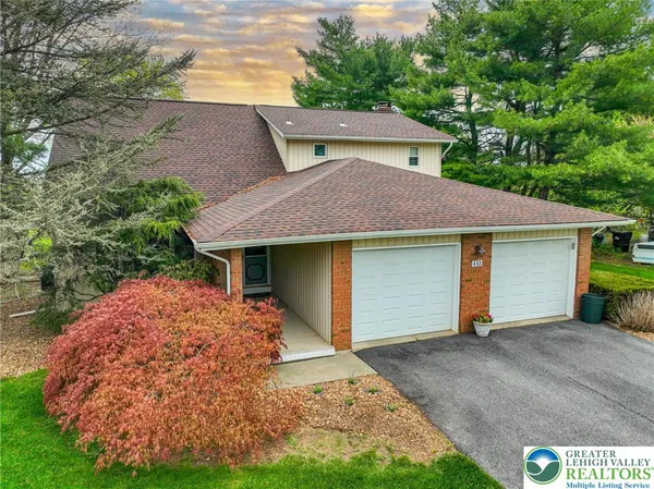 $569,900 | 453 Larch Lane, Nazareth, PA 18064