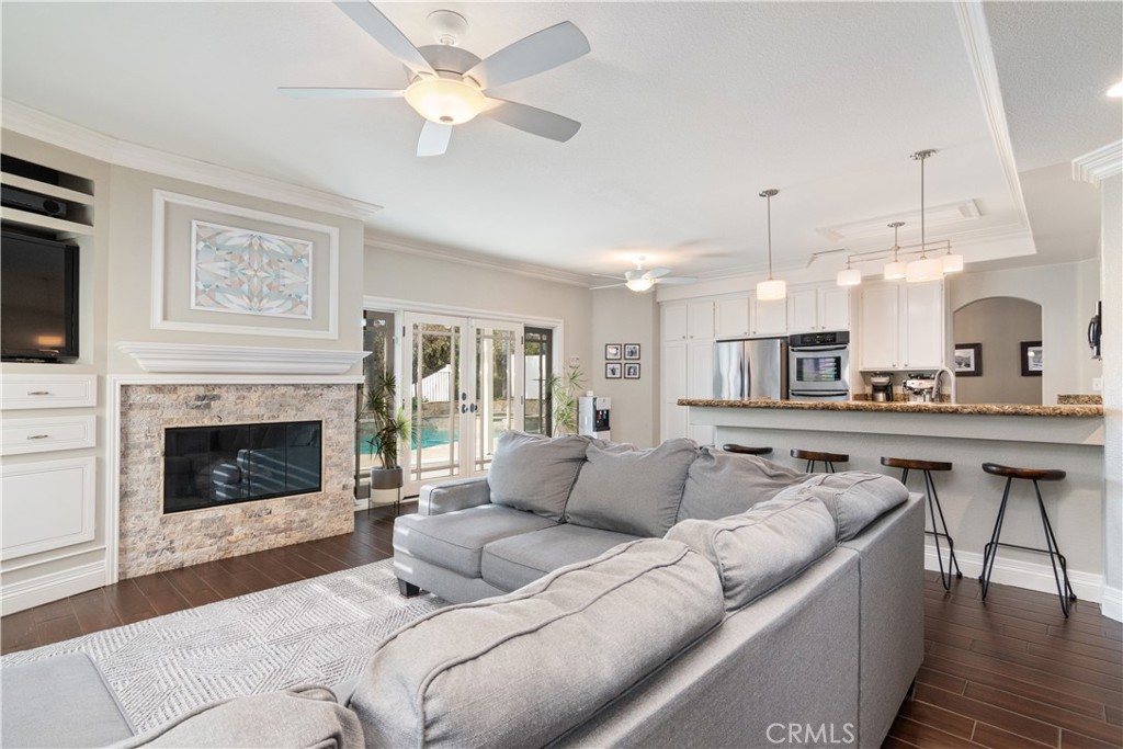 43471 Corte Rialto Temecula, CA 92592 - Photo 5 of 37