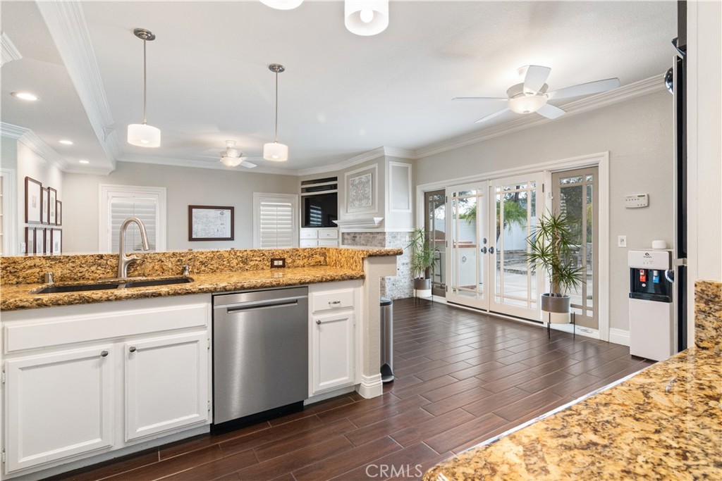 43471 Corte Rialto Temecula, CA 92592 - Photo 9 of 37