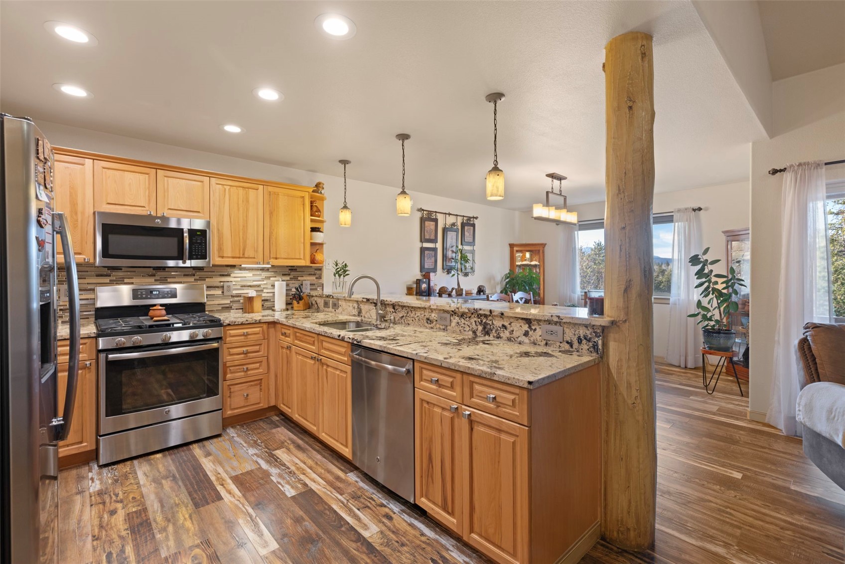 85 Lookout Ridge Drive, Unit 85 Dillon, CO 80435 - Photo 2 of 37