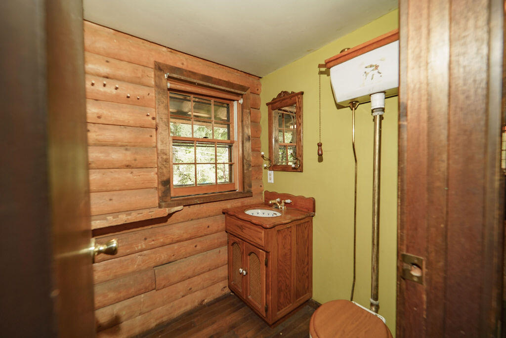 691 Lost Bridge Road Lewiston, CA 96052 - Photo 17 of 52 bathroom