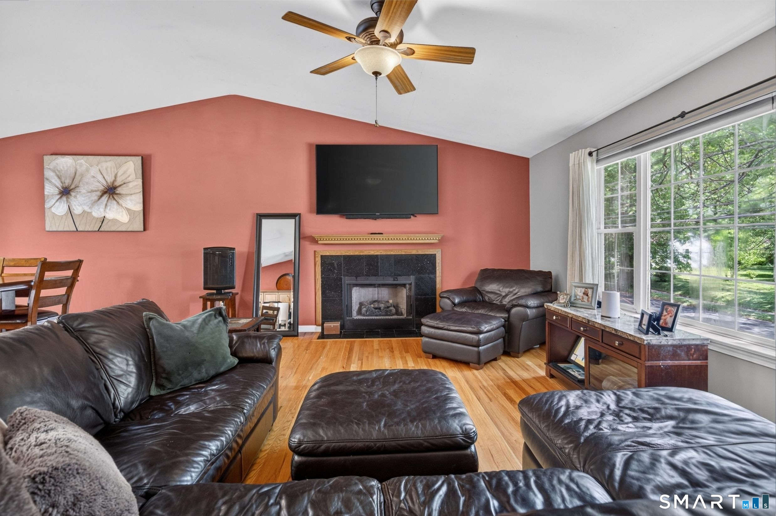 682 Milford Point Road Milford, CT 06460 - Photo 2 of 34