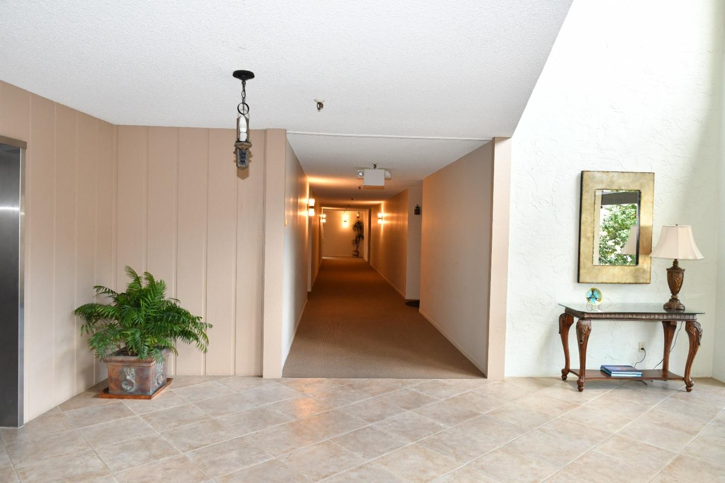 525 Almer Road, Unit 104 Burlingame, CA 94010 - Photo 13 of 20 Gallery Image 13