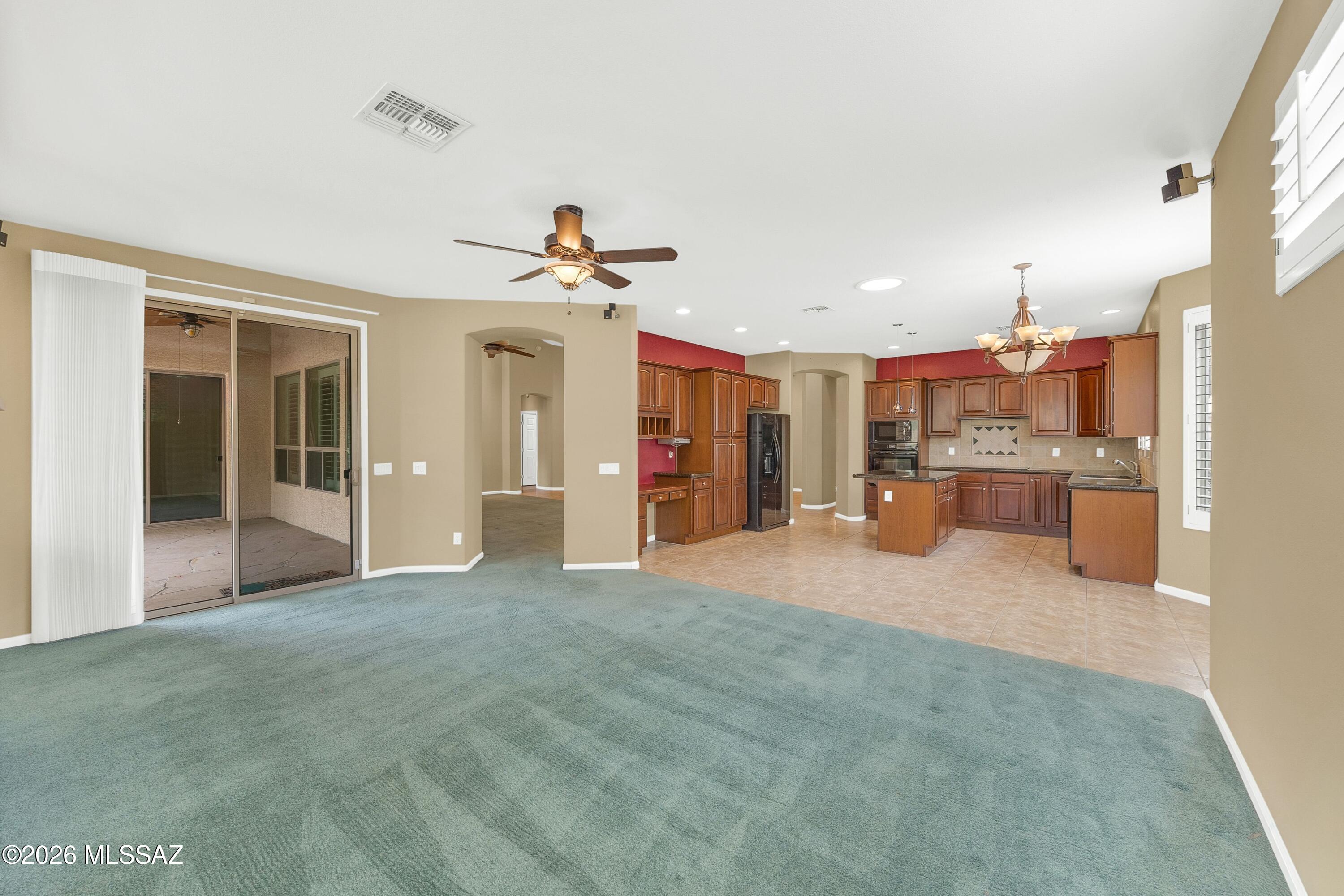 62090 East Northwood Road Tucson, AZ 85739 - Photo 20 of 49 Open Concept Living