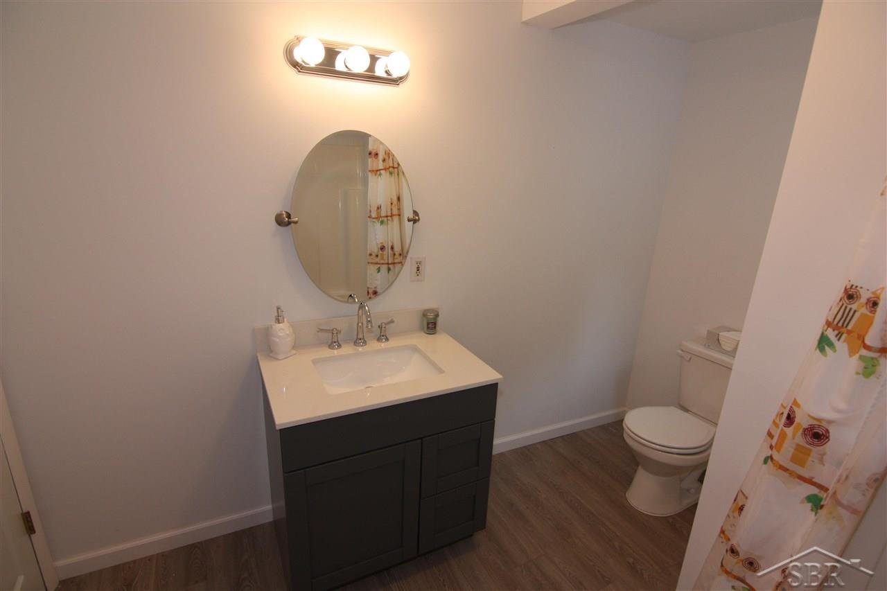 5201 Sherman Road Saginaw, MI 48604 - Photo 13 of 19 50059134-12.JPG