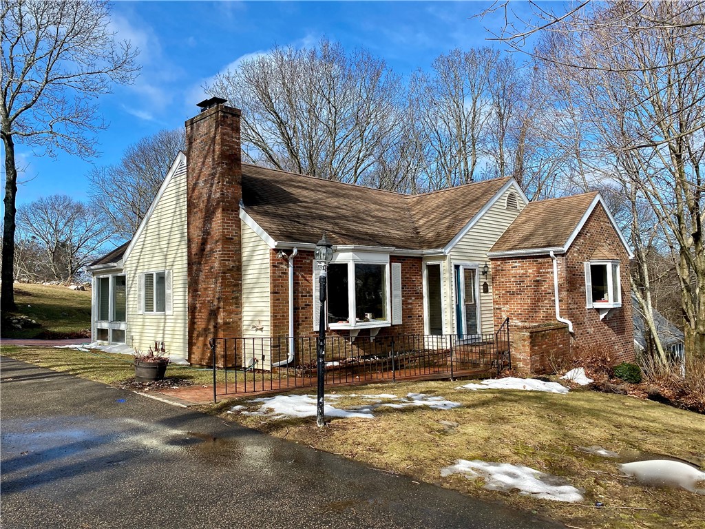 20 Chin Hill Road Westerly, RI 02891 - Photo 2 of 33