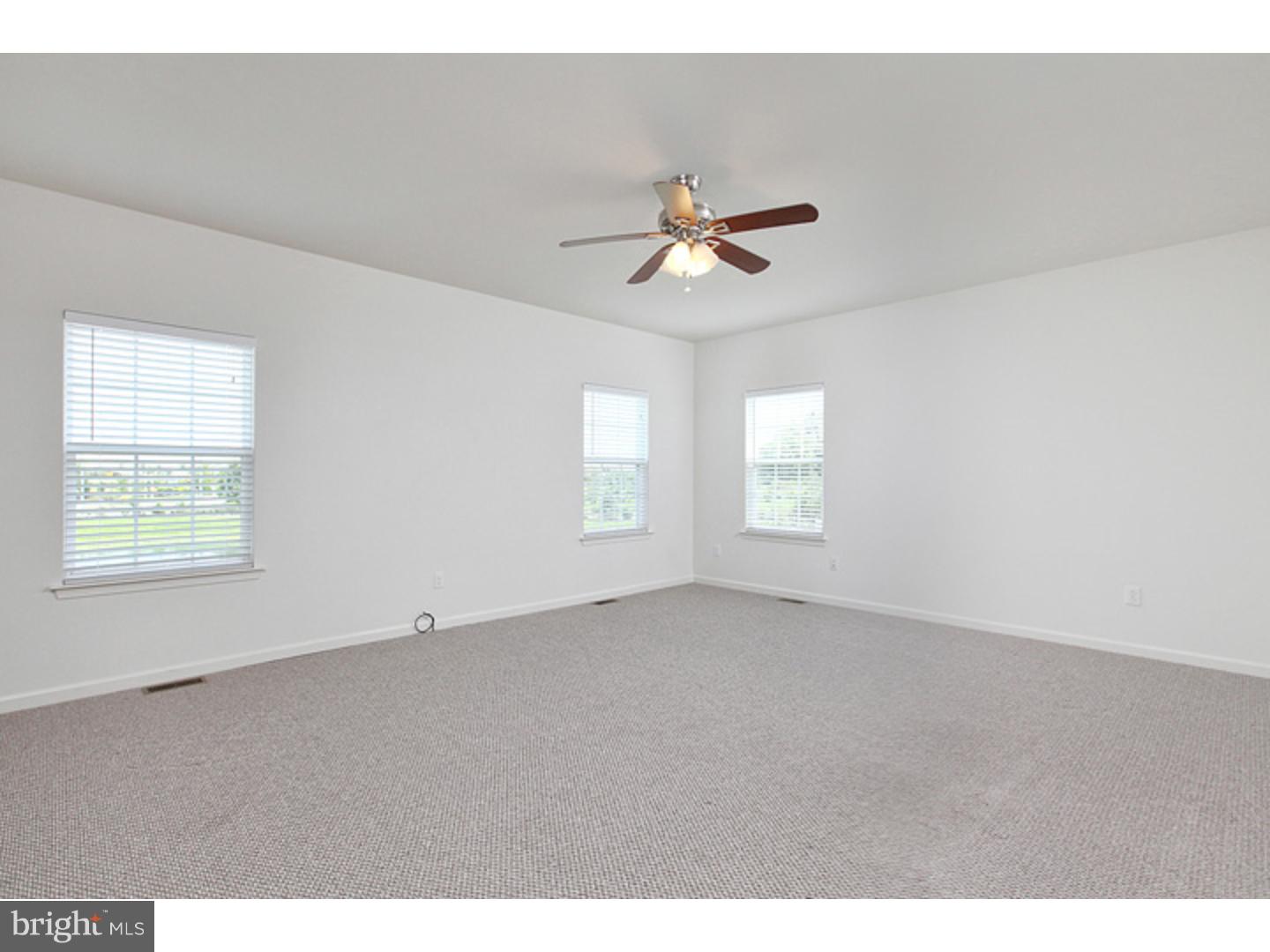 55 Buckeye Road Woolwich Township, NJ 08085 - Photo 5 of 25 Family Room
