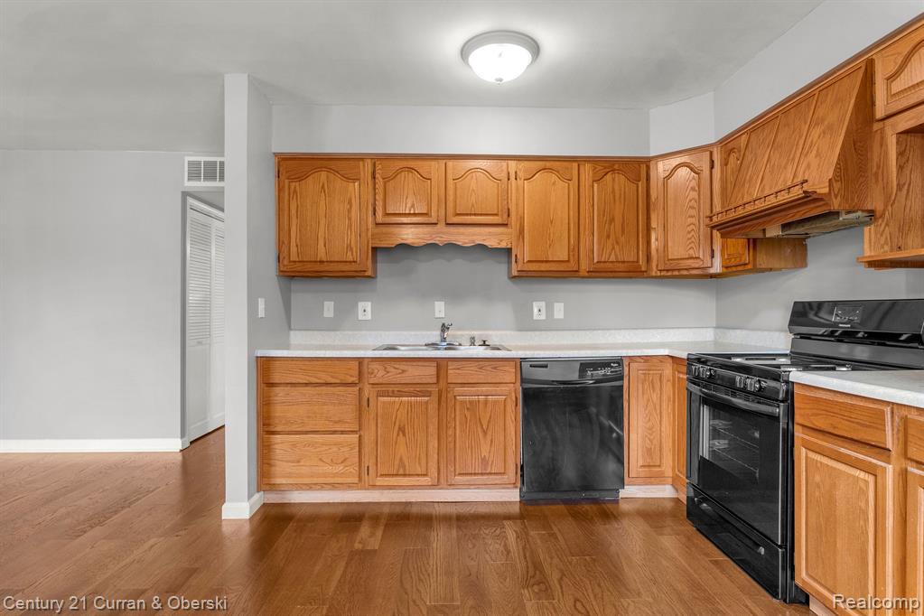 20136 West Point Romulus, MI 48174 - Photo 9 of 26