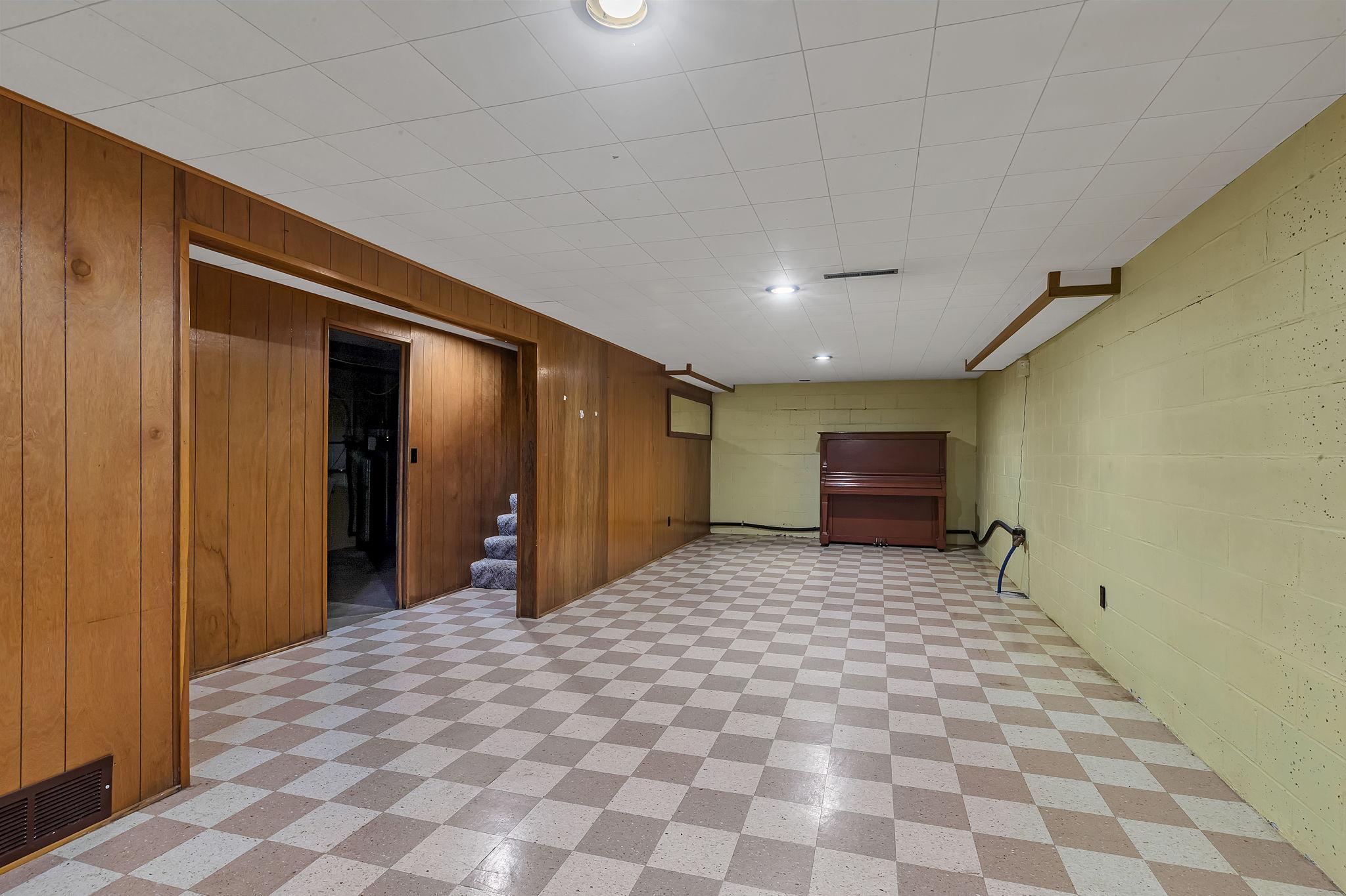 148 Main Street West Richmond, MN 56368 - Photo 14 of 20