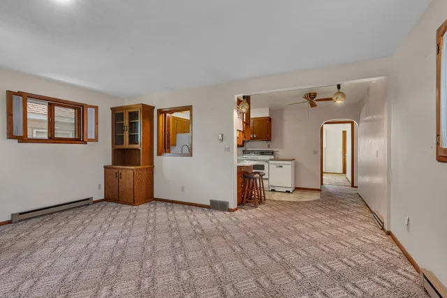 $229,900 | 148 Main Street West, Richmond, MN 56368