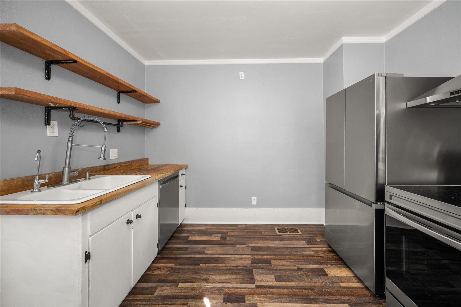 2702 West Gardner Avenue Spokane, WA 99201 - Photo 15 of 41