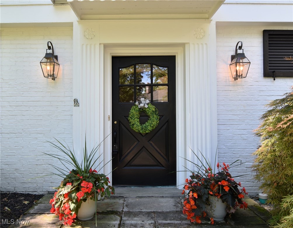 2756 Landon Road Shaker Heights, OH 44122 - Photo 2 of 37 Gallery Image 2