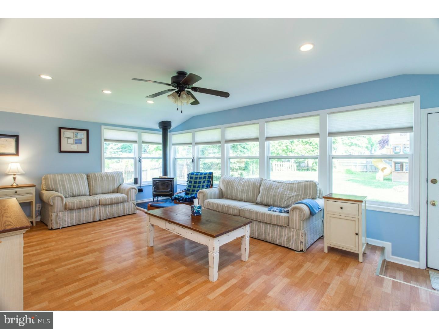 115 Paper Mill Road Oreland, PA 19075 - Photo 7 of 20 Family Room