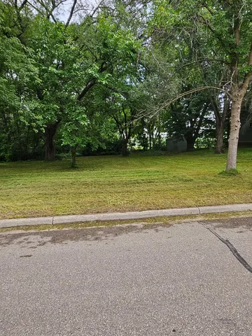 $108,500 | 7008 Dutton Avenue North, Brooklyn Park, MN 55428