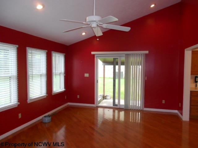 894 Country Club Road Clarksburg, WV 26301 - Photo 9 of 20 Gallery Image 9
