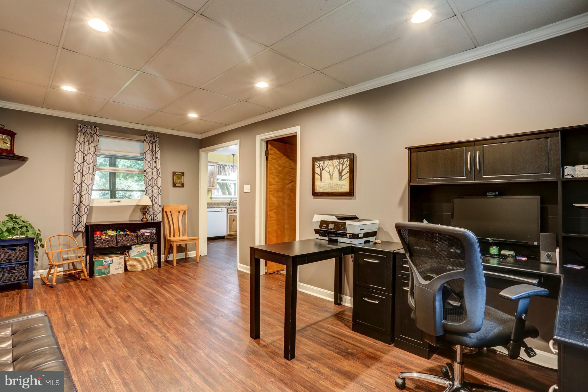 159 Jimanna Road Lancaster, PA 17602 - Photo 12 of 34 Dining Room/Office