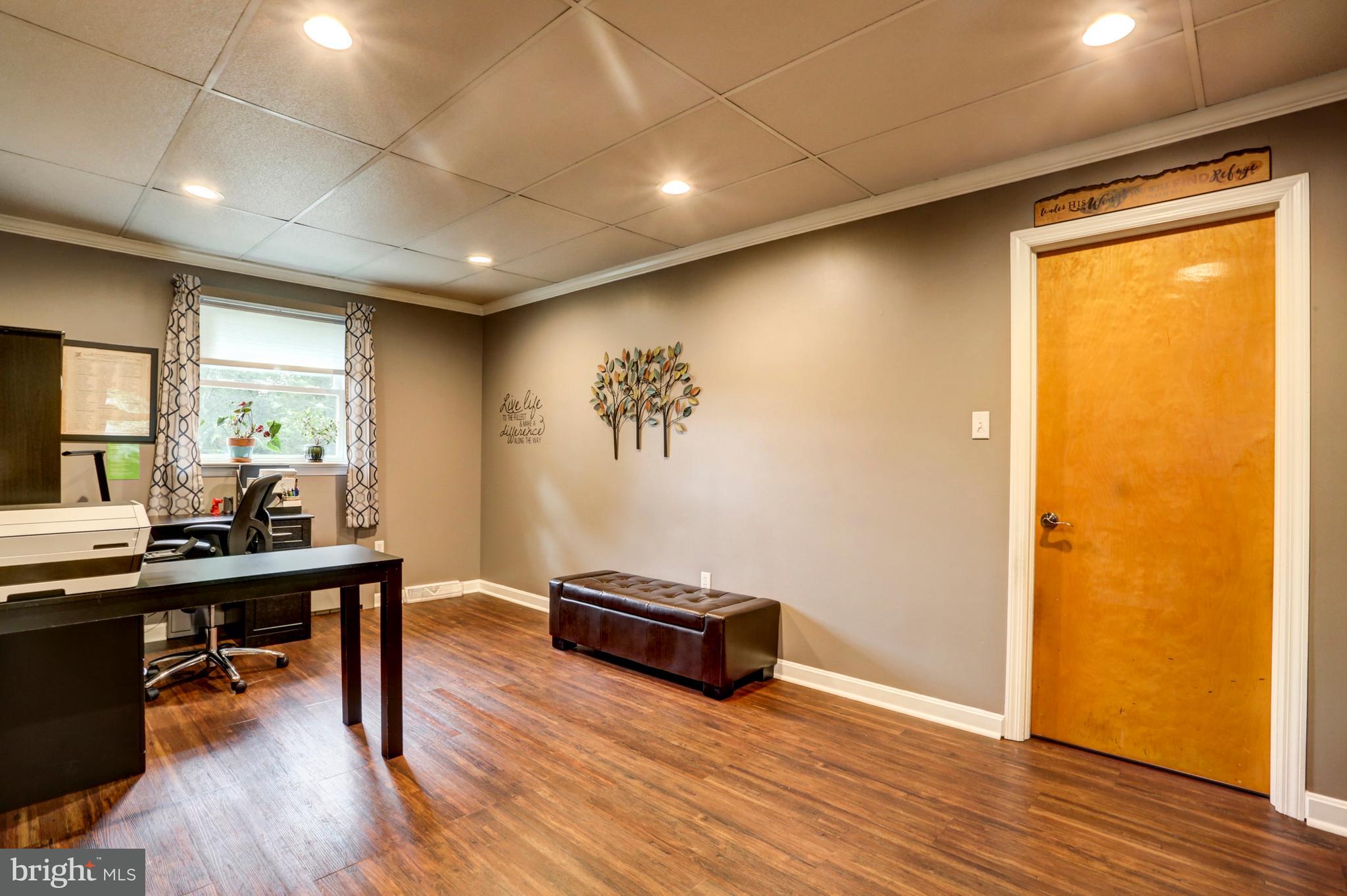 159 Jimanna Road Lancaster, PA 17602 - Photo 13 of 34 Dining Room/Office