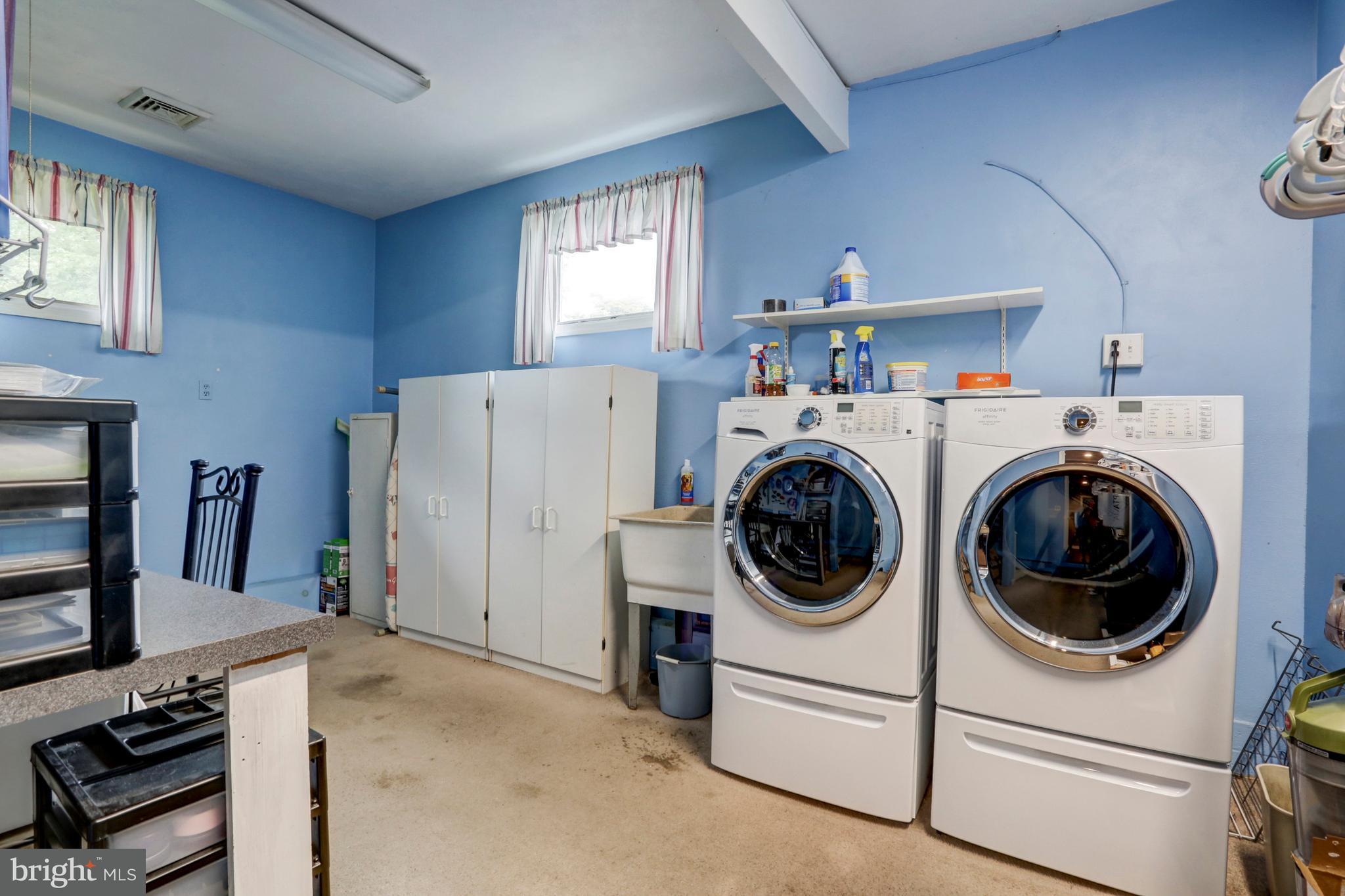 159 Jimanna Road Lancaster, PA 17602 - Photo 18 of 34 Laundry Room