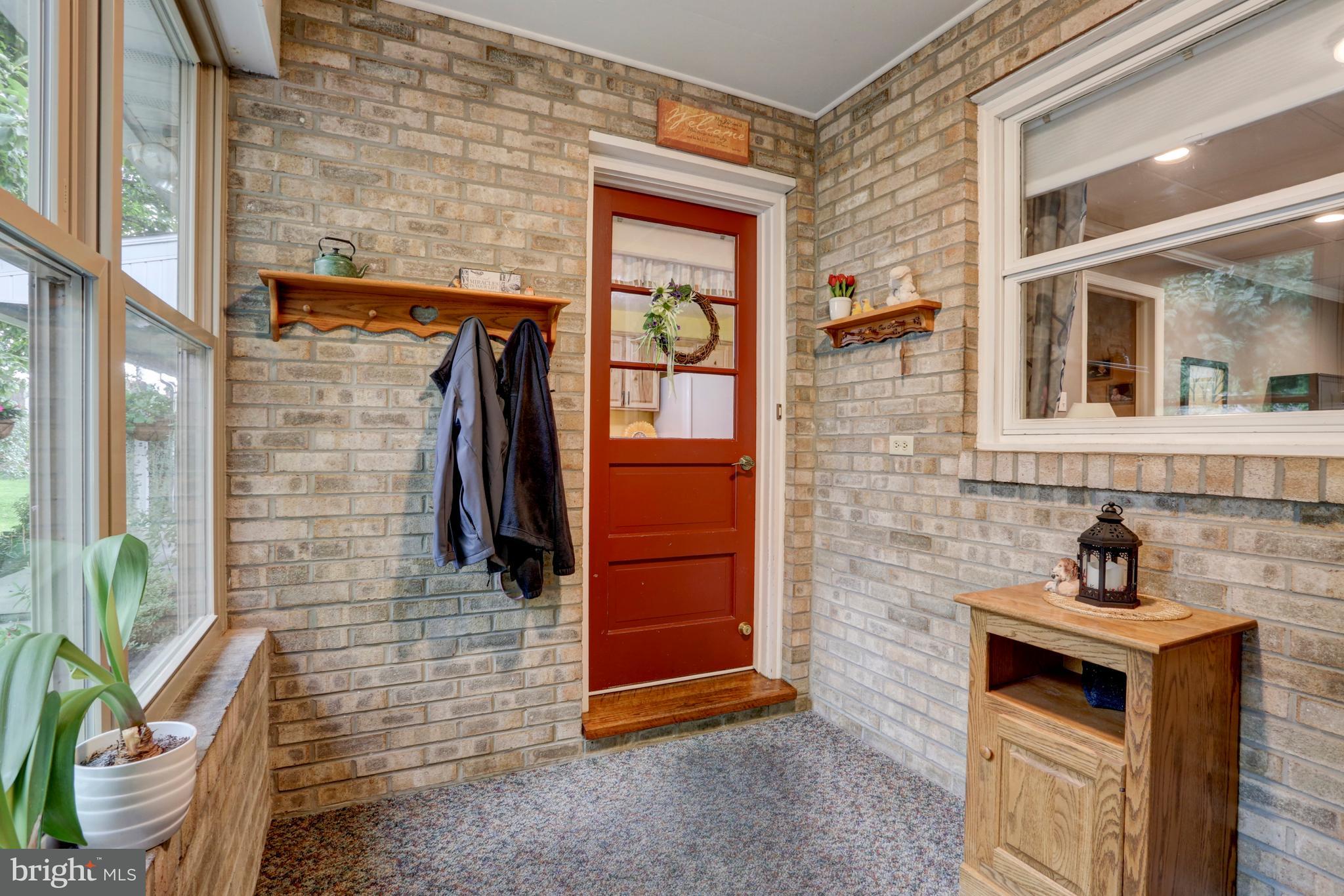 159 Jimanna Road Lancaster, PA 17602 - Photo 10 of 34 Mudroom