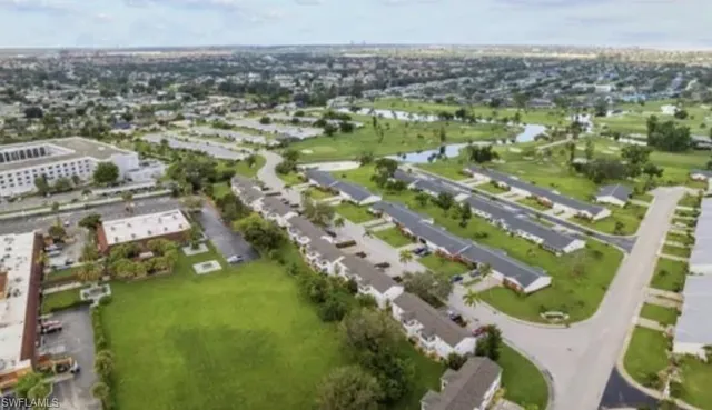 $1,395 | 7019 Cedarhurst Drive, Unit 9B, Fort Myers, FL 33919