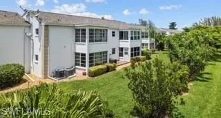 $1,395 | 7019 Cedarhurst Drive, Unit 9B, Fort Myers, FL 33919