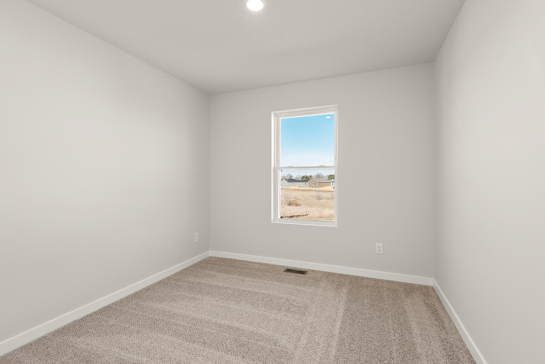 39743 Fallbrook Avenue North Branch, MN 55056 - Photo 15 of 20