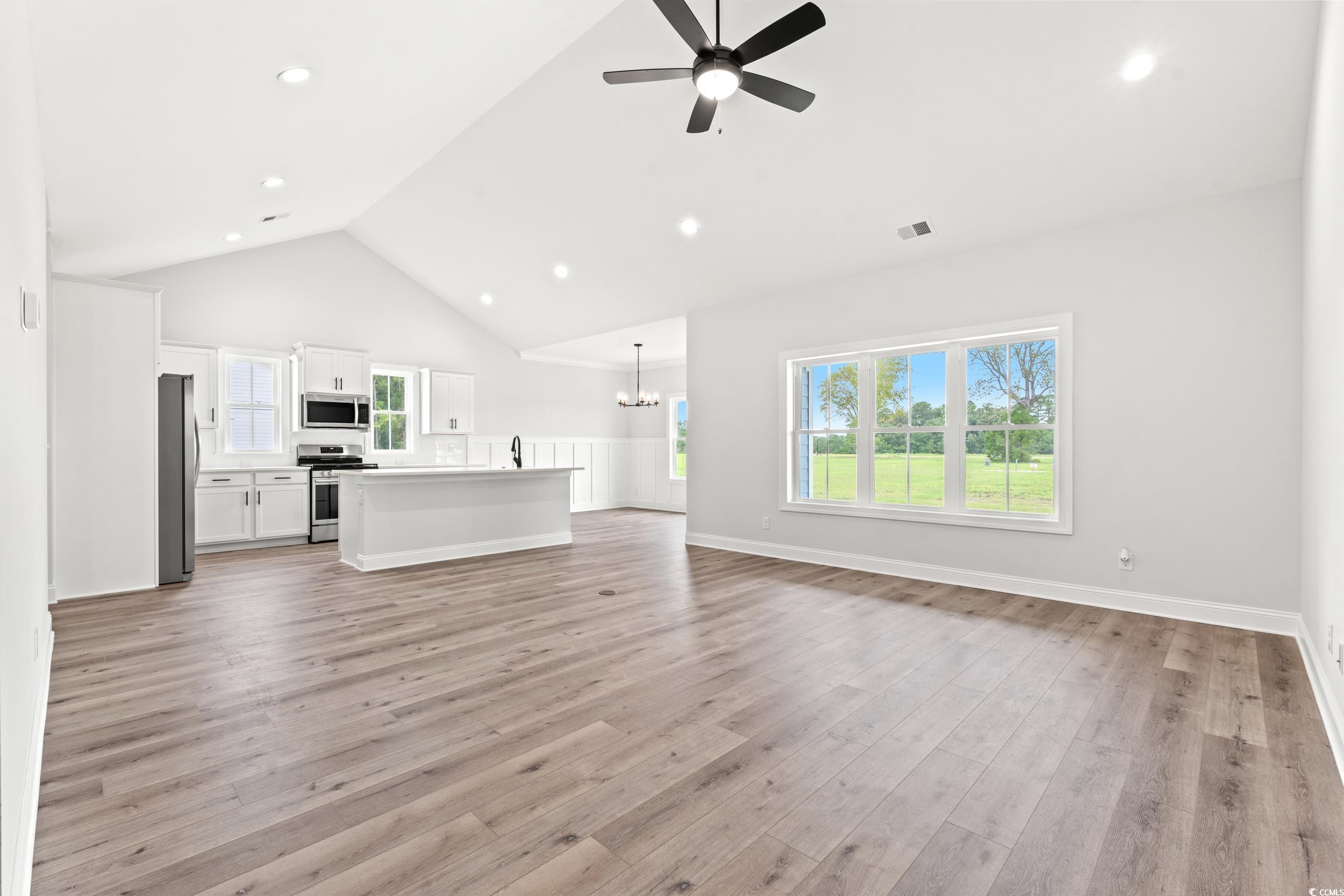 1530 Crooked Hook Road North Myrtle Beach, SC 29582 - Photo 5 of 36 Gallery Image 5